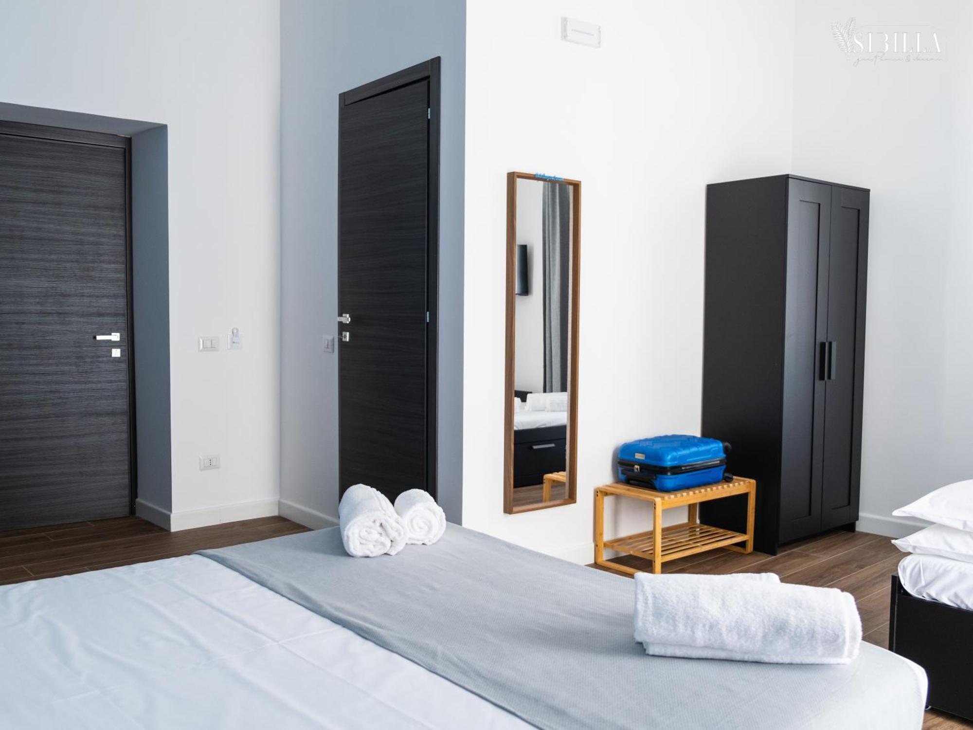 Sibilla Guest House & Charme Napels Buitenkant foto